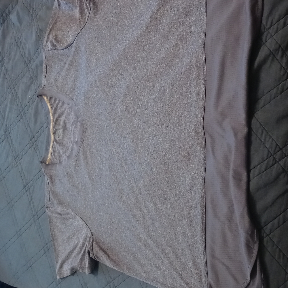 Workout shirt